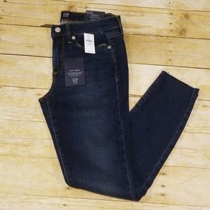 NWT Women's Gap Jeans